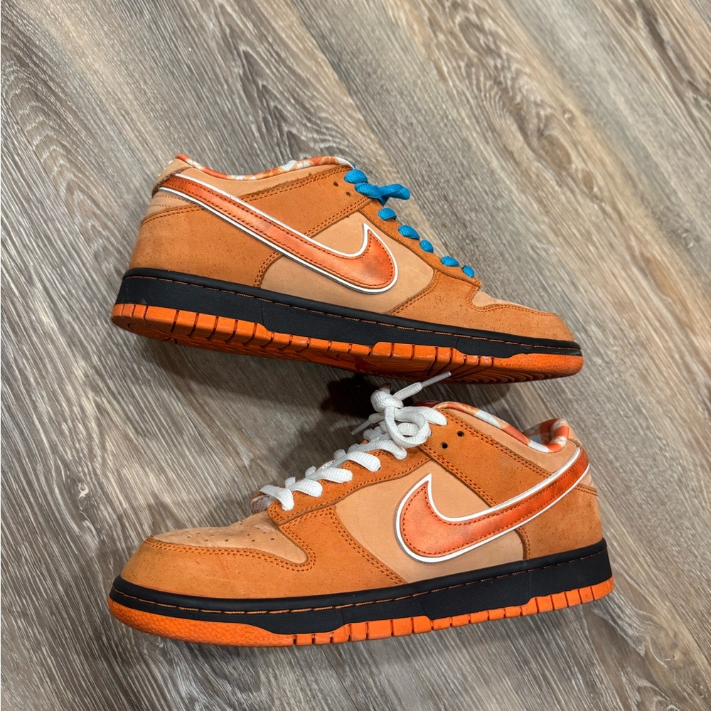 Nike SB Dunk Low Orange Lobster